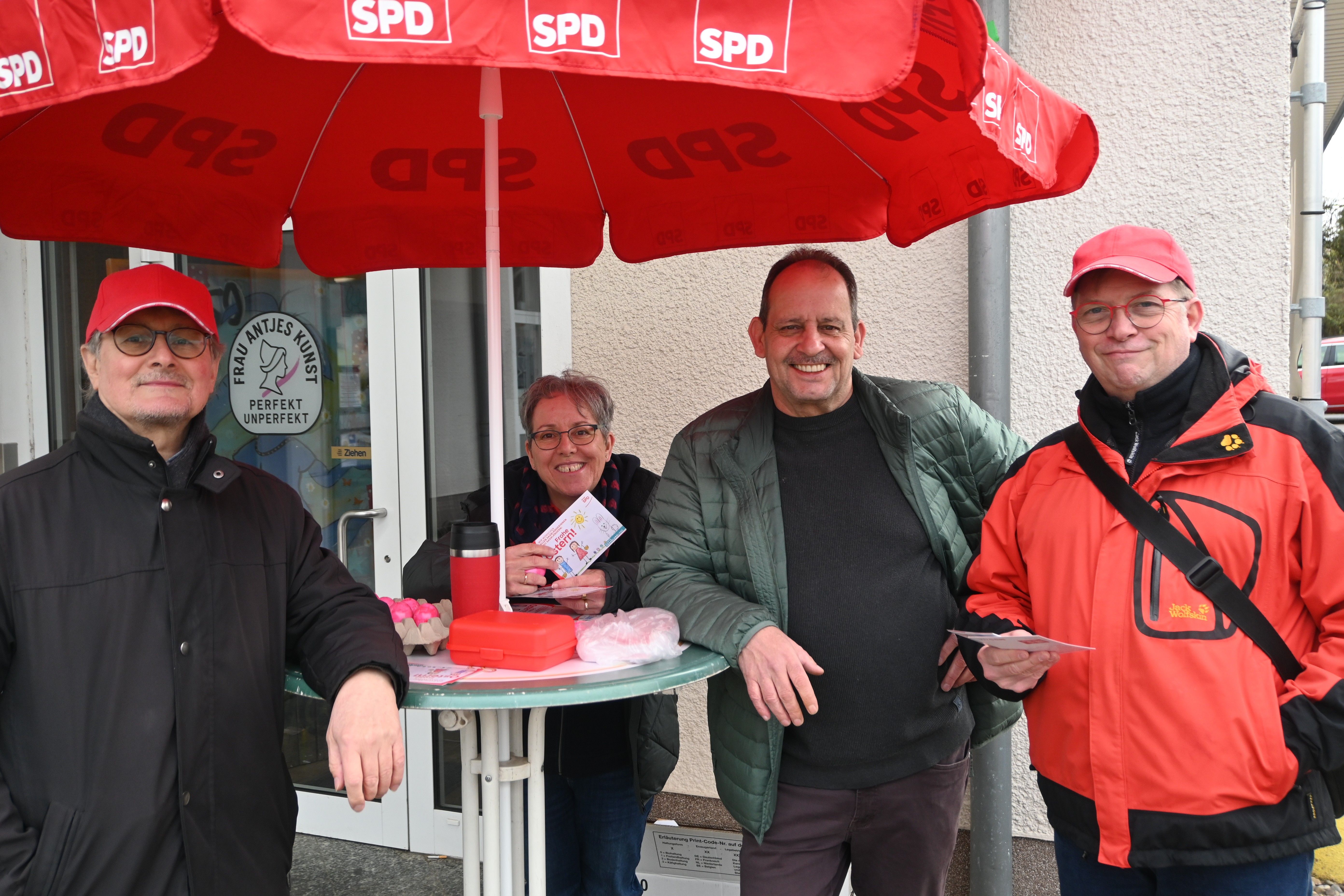 v.l.: Rainer Müller, Catherine Pörtner, Reiner Zimmer, Schascha Mund